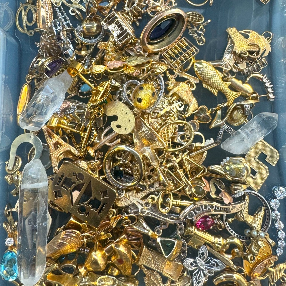 COPY - LIKE THIS POST to be notified when we go Live!!